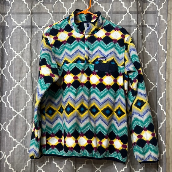 Patagonia Tops - Patagonia Synchilla fleece pullover size large